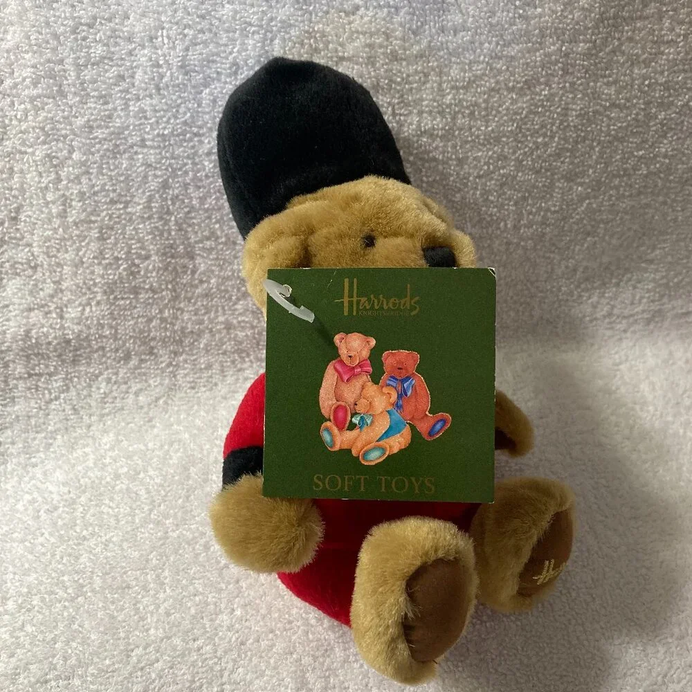 Brand New Harrods Knightbridge London British Royal Soldier Bear